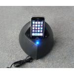 Pyramid shaped iphone / ipod speaker system